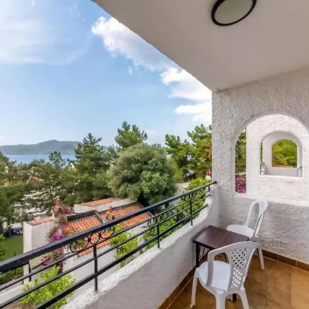 Marmaris All Inclusive Hotel مرمريس