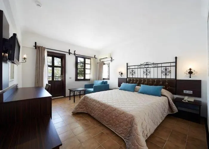 Marmaris All Inclusive Hotel ホテル 3*