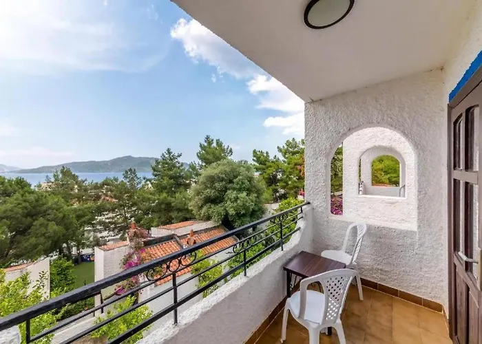 Marmaris All Inclusive Hotel مرمريس